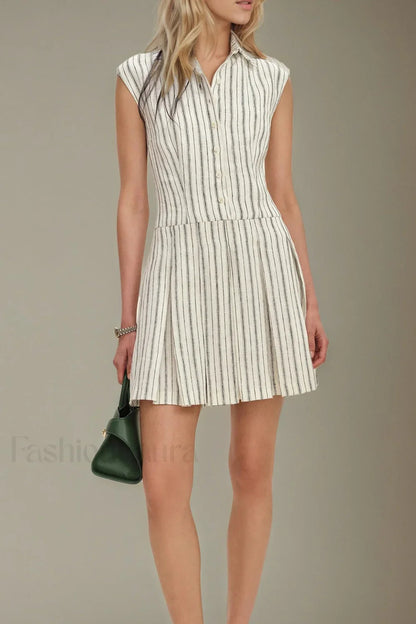 Minimalist Slimming Sleeveless Button Front Work Dress