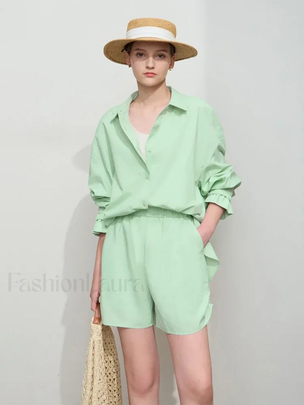 Minimalist Women Pleated Pocket Design Loose Short