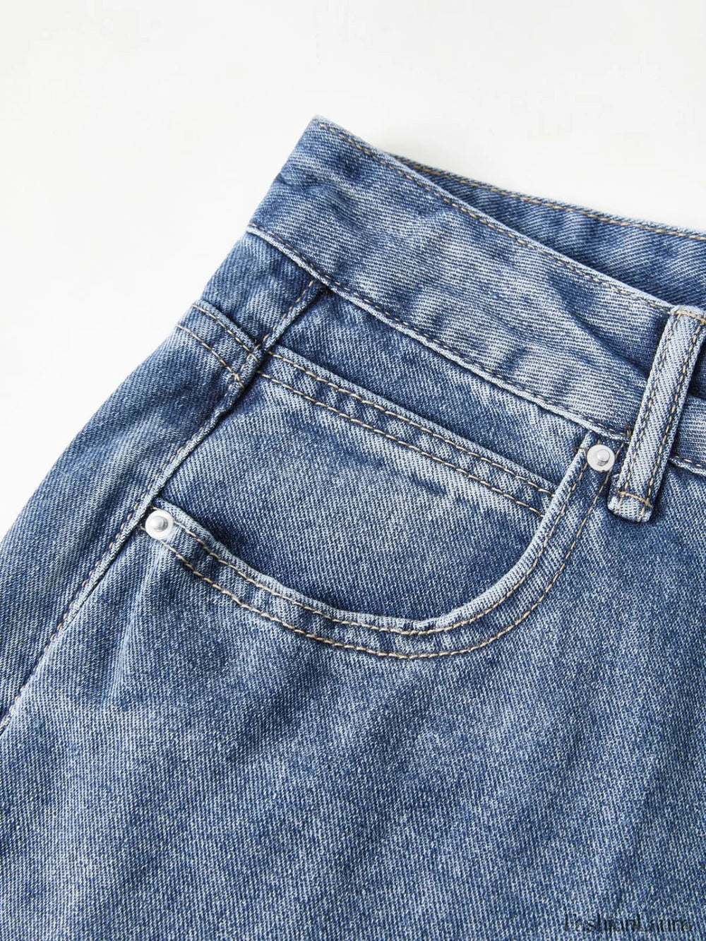Pocket Design Blue Wash Boyfriend Jeans Boyfriend Jeans