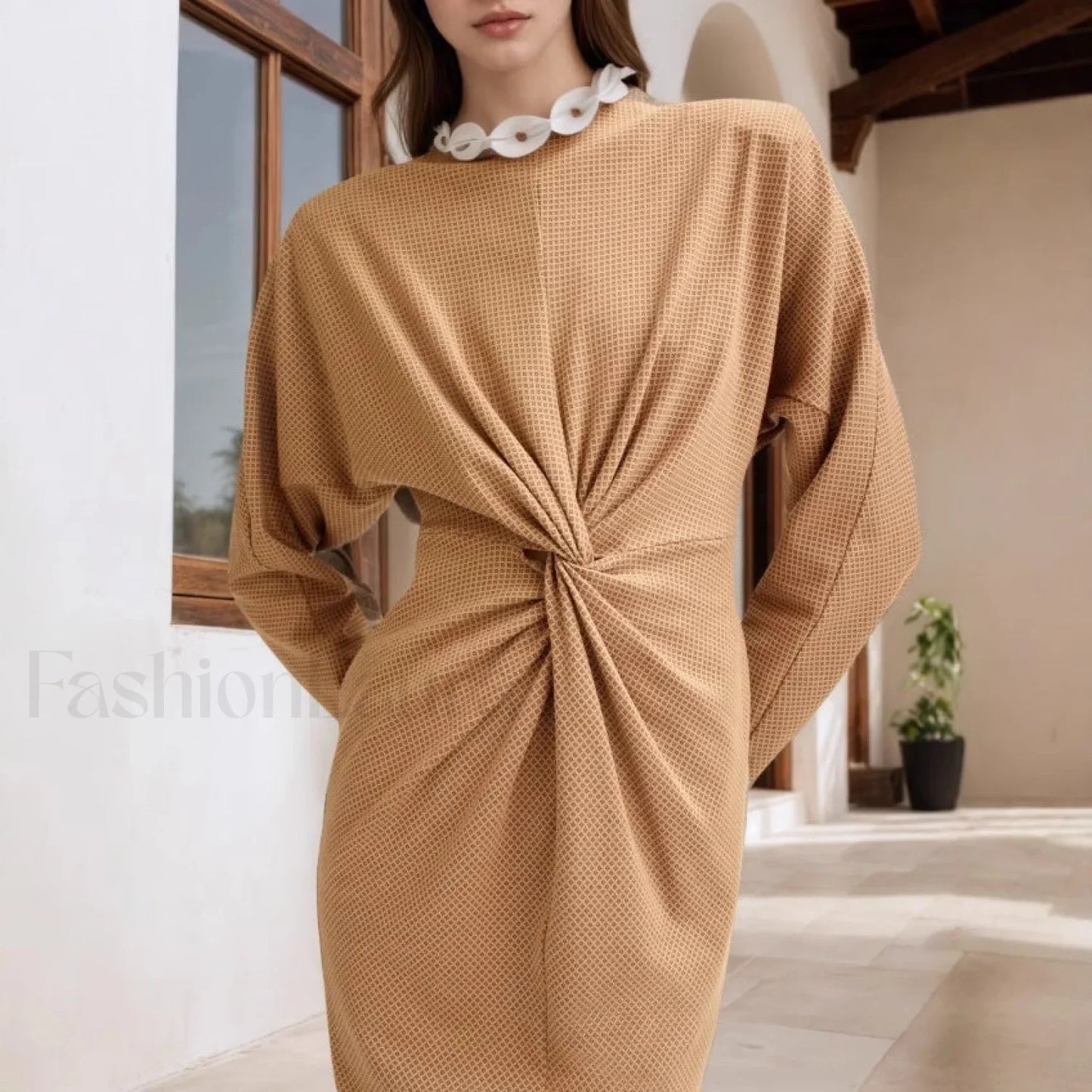 Round Neck Waist Twist Slim Fit Midi Maxi Dress