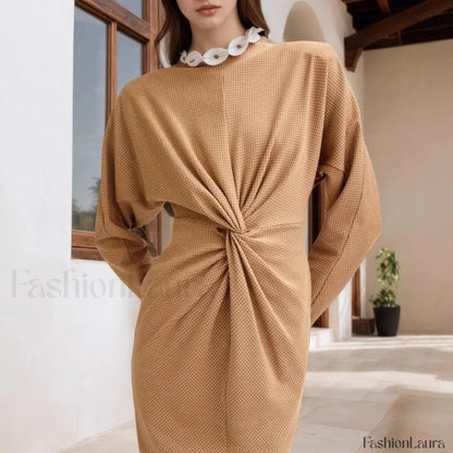 Round Neck Waist Twist Slim Fit Midi Maxi Dress