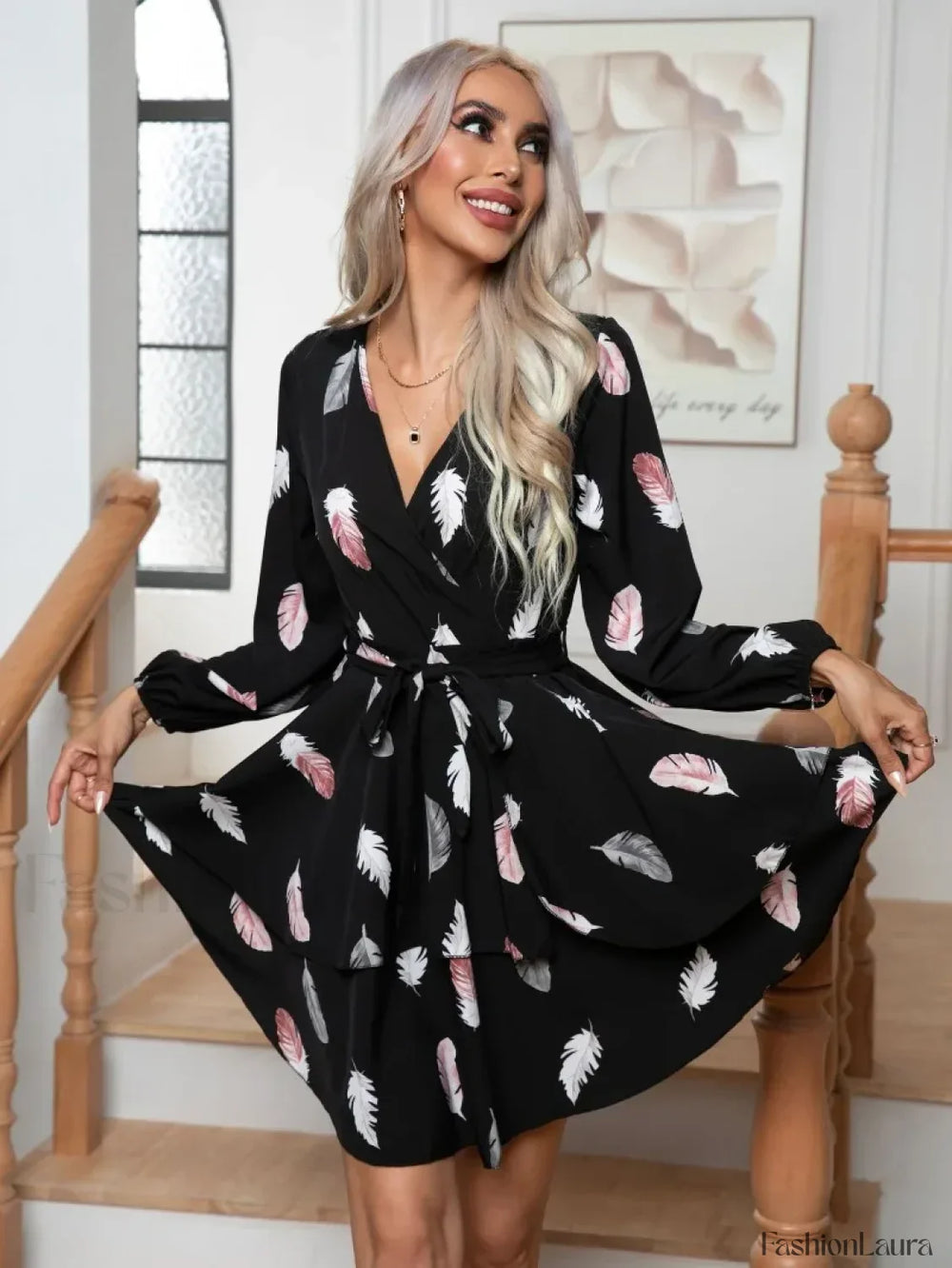 Skinny Feather Printed V neck for Women New 2024 Mini Dress