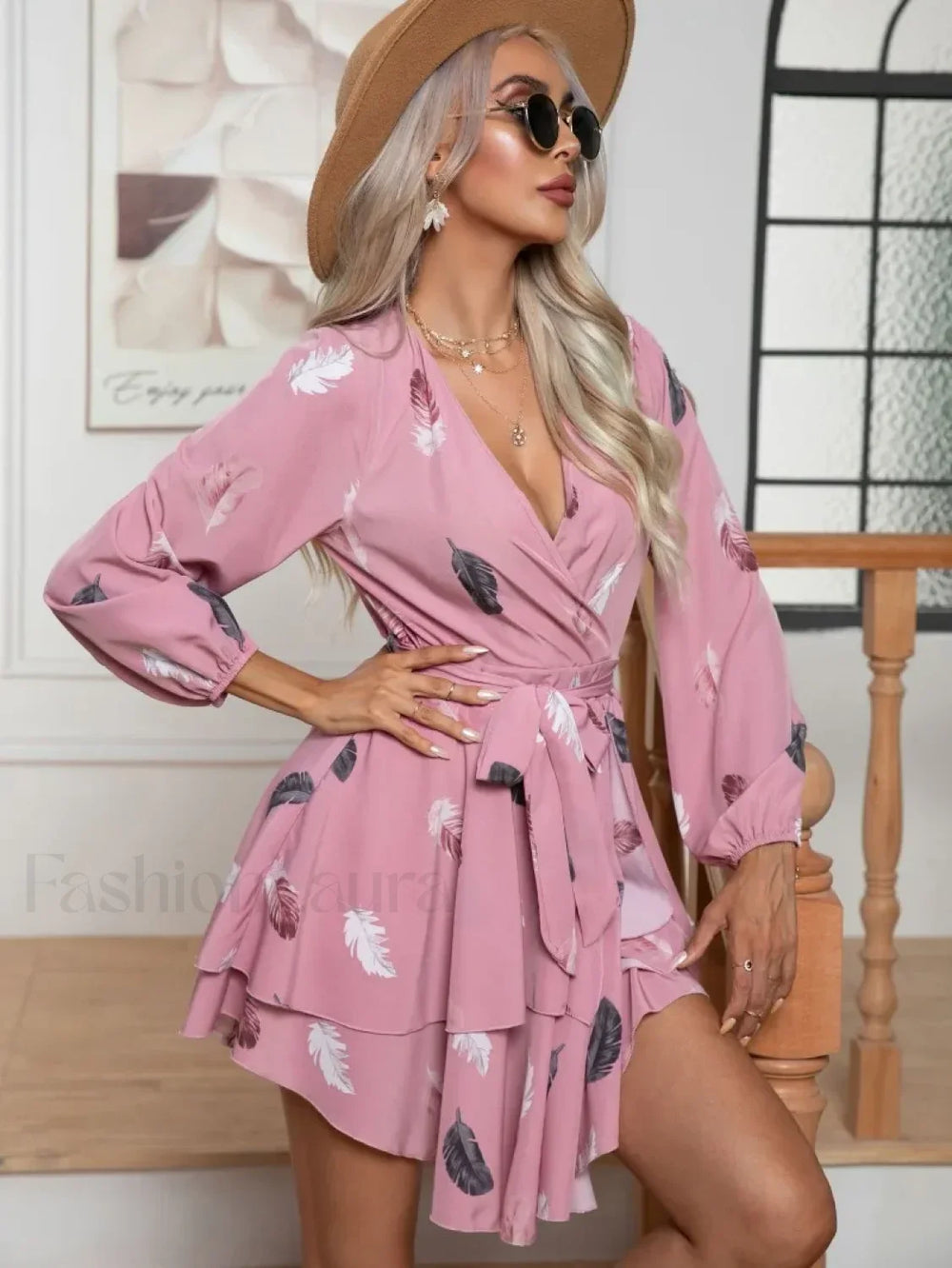 Skinny Feather Printed V neck for Women New 2024 Mini Dress