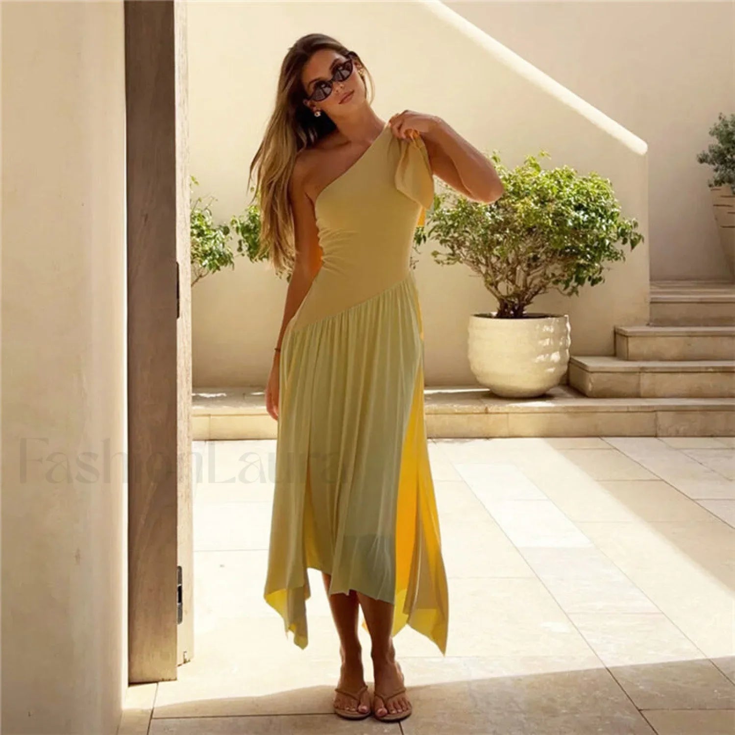 Slanted Shoulder Strap Split Waist Spliced Maxi Dress Yellow / S