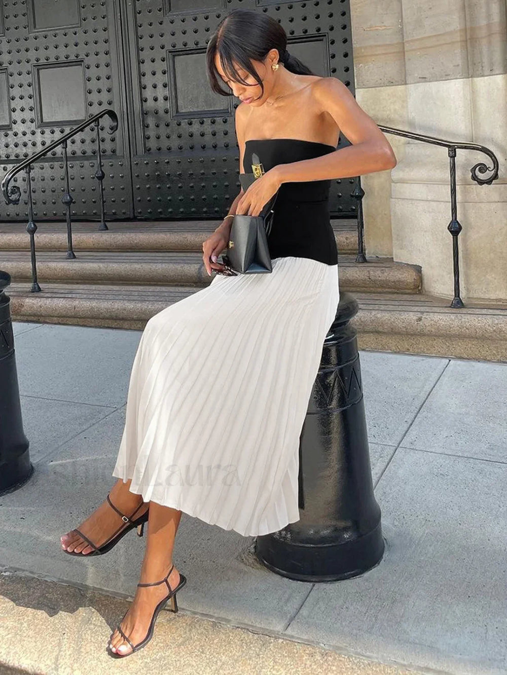 Sleeveless Pleated Long Dress Dresses