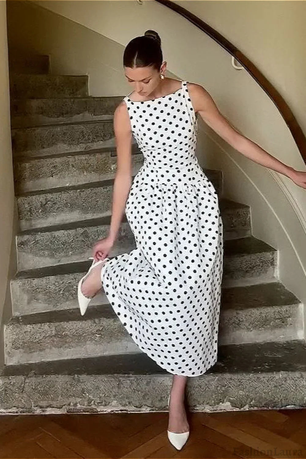 Sleeveless Polka Dot Casual Maxi Dress