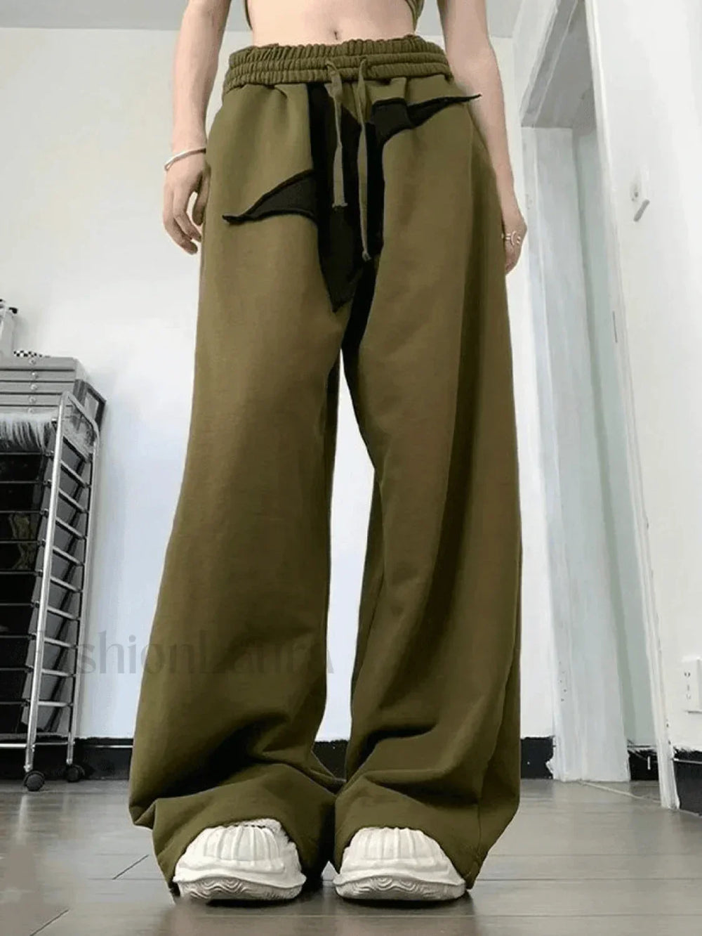 Star Patch Baggy Jogger Pants Green / M Pants