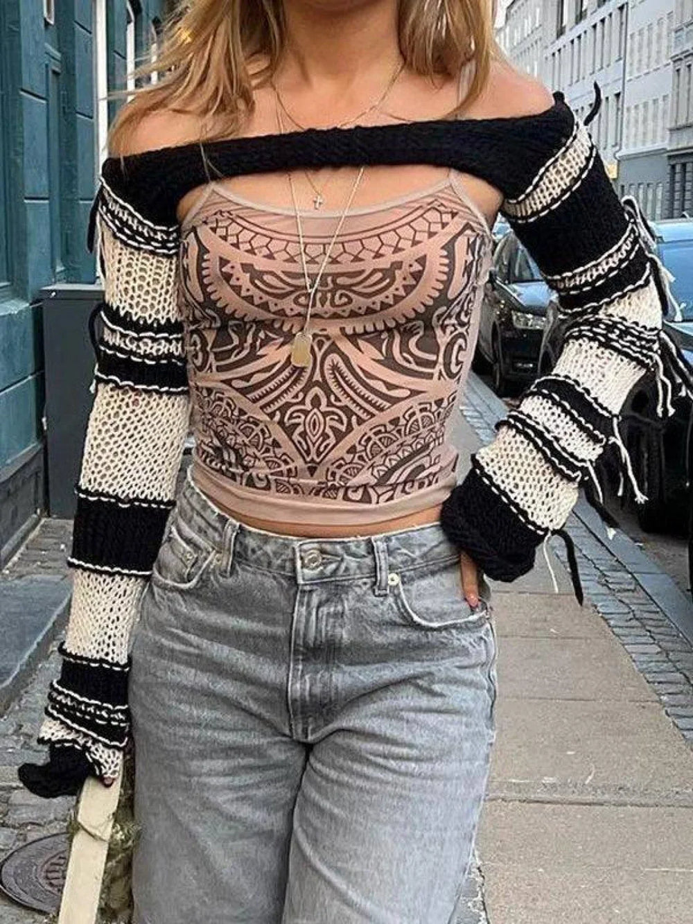 Striped Long Sleeve Bolero Knit Top Black / ONE SIZE Tops&Tees