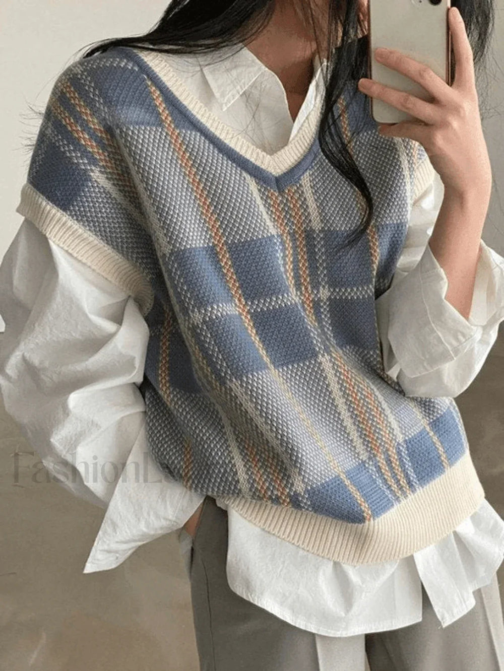 Vintage Checkered V Neck Sweater Vest Blue / ONE SIZE Sweaters