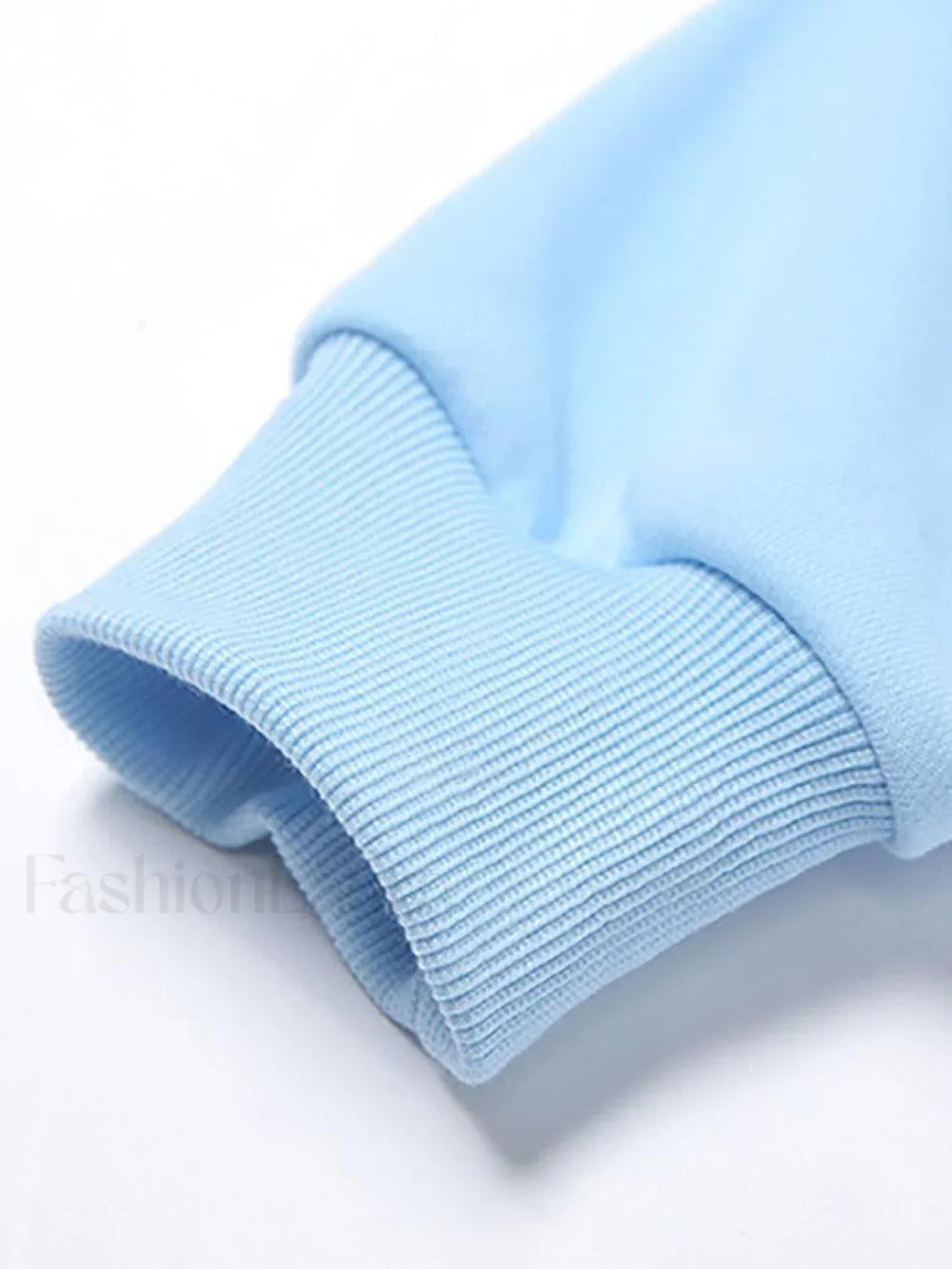 Vintage Embroidered Long Sleeve Sweatshirt Sweatshirts & Hoodies L