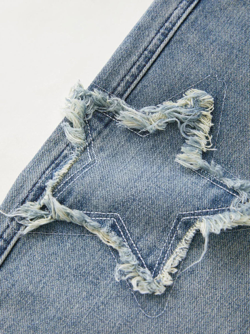 Vintage Wash Distressed Star Patch Boyfriend Jeans Boyfriend Jeans