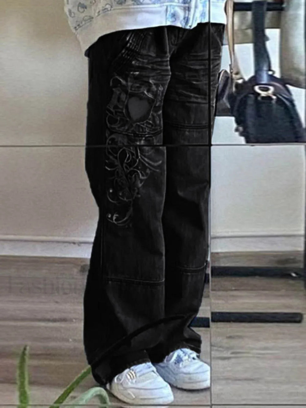 Washed Heart Pattern Cargo Jeans Cargo Jeans