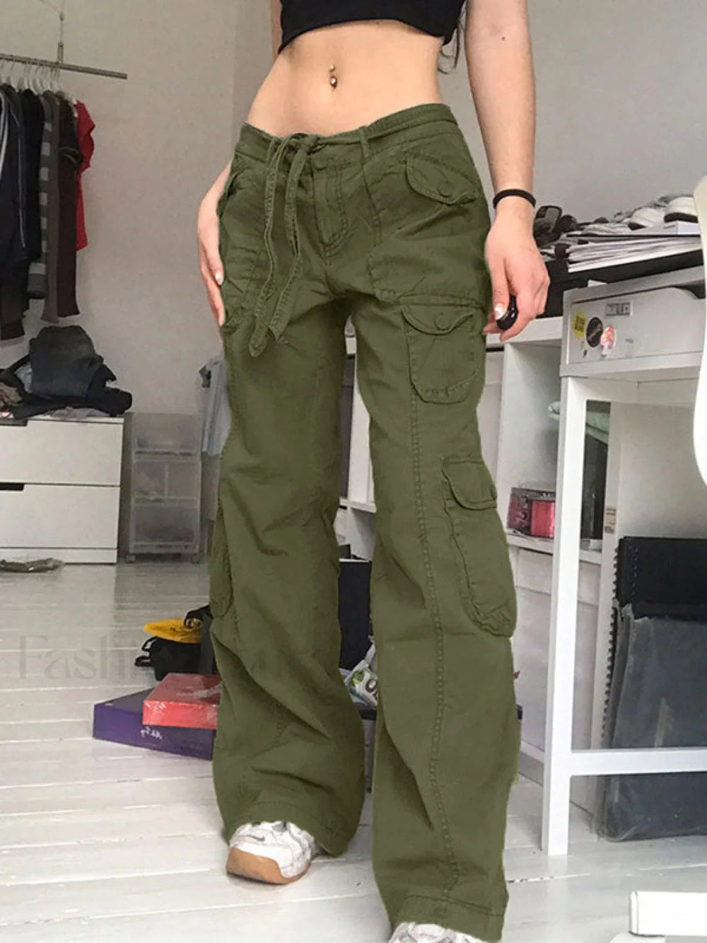 Washed Pocket Patched Cargo Jeans Cargo Jeans