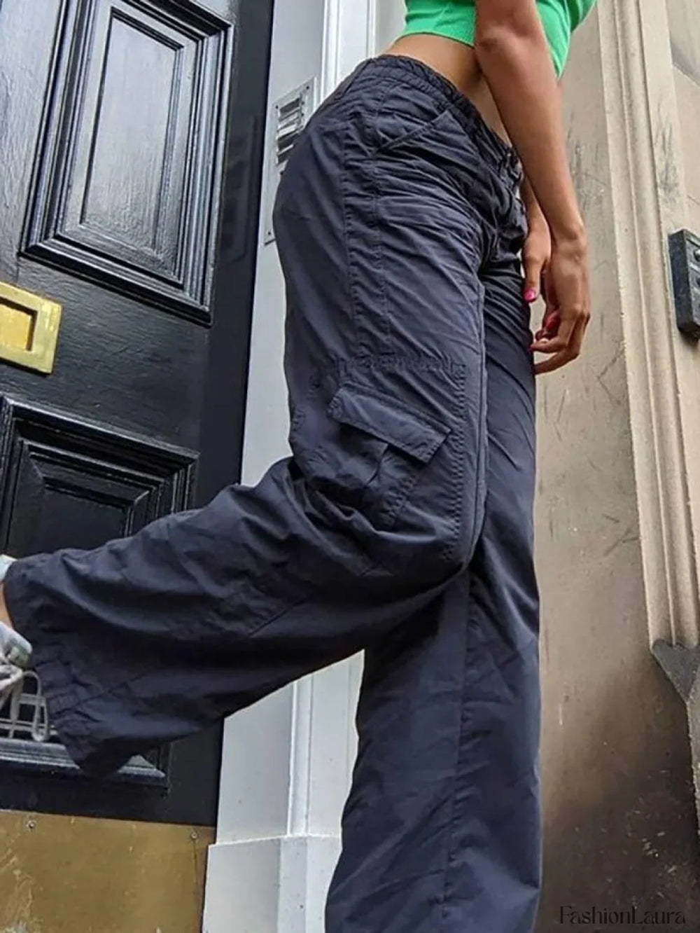 Washed Pocket Solid Cargo Pants Pants