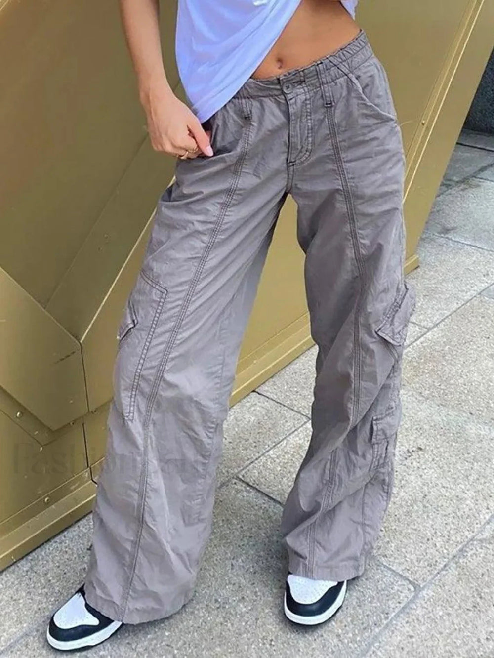 Washed Pocket Solid Cargo Pants Pants