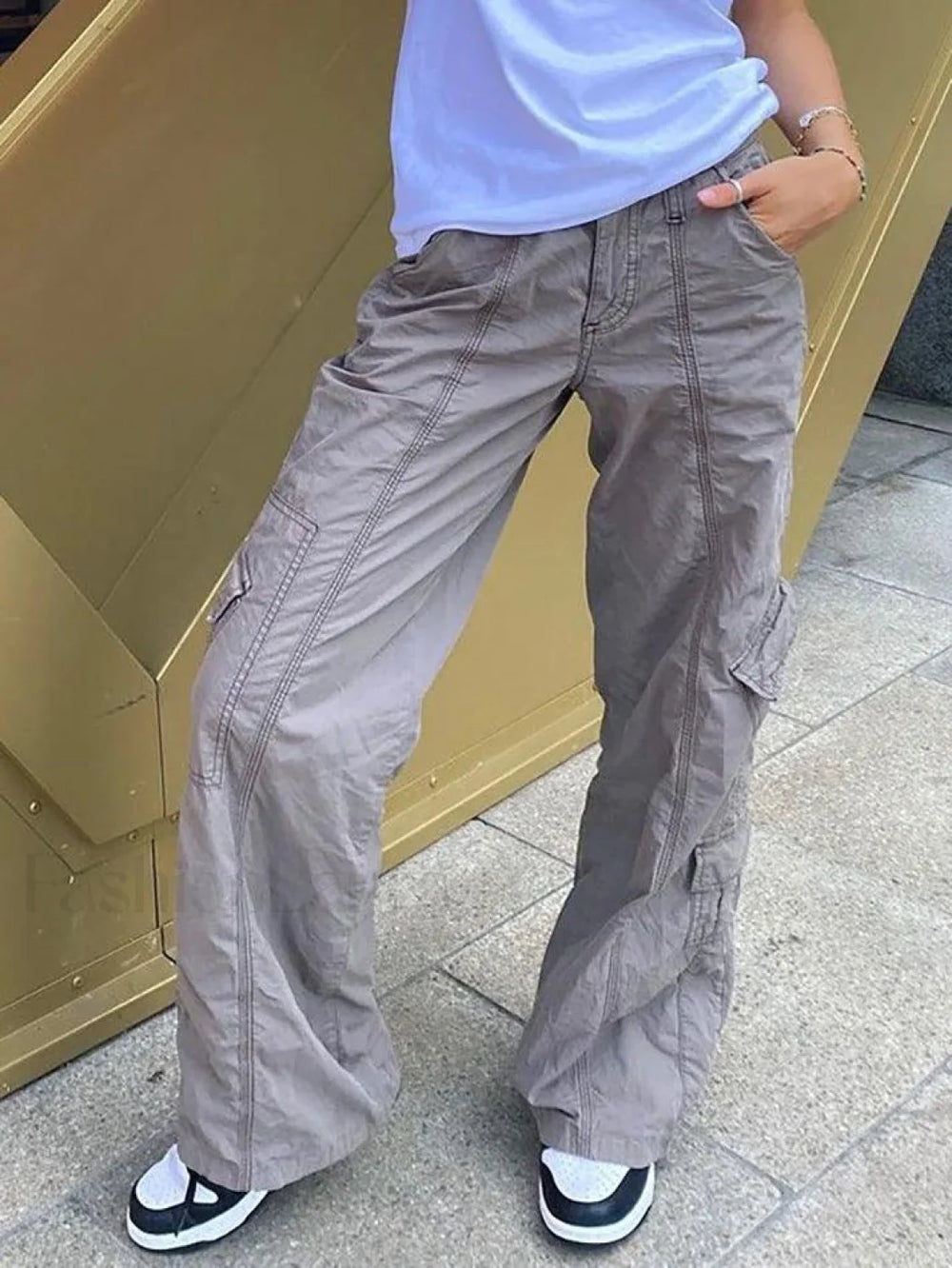 Washed Pocket Solid Cargo Pants Pants