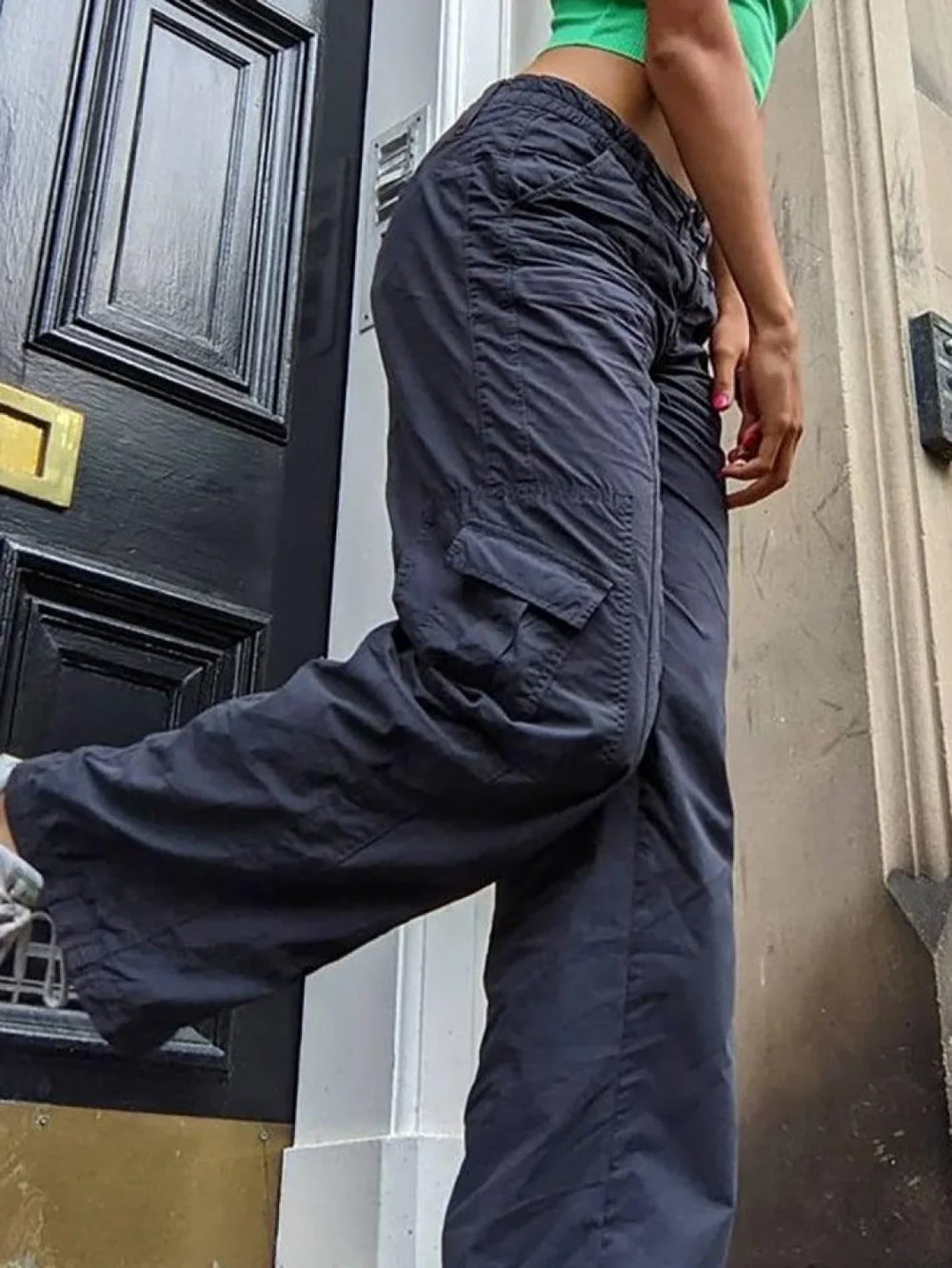 Washed Pocket Solid Cargo Pants Pants