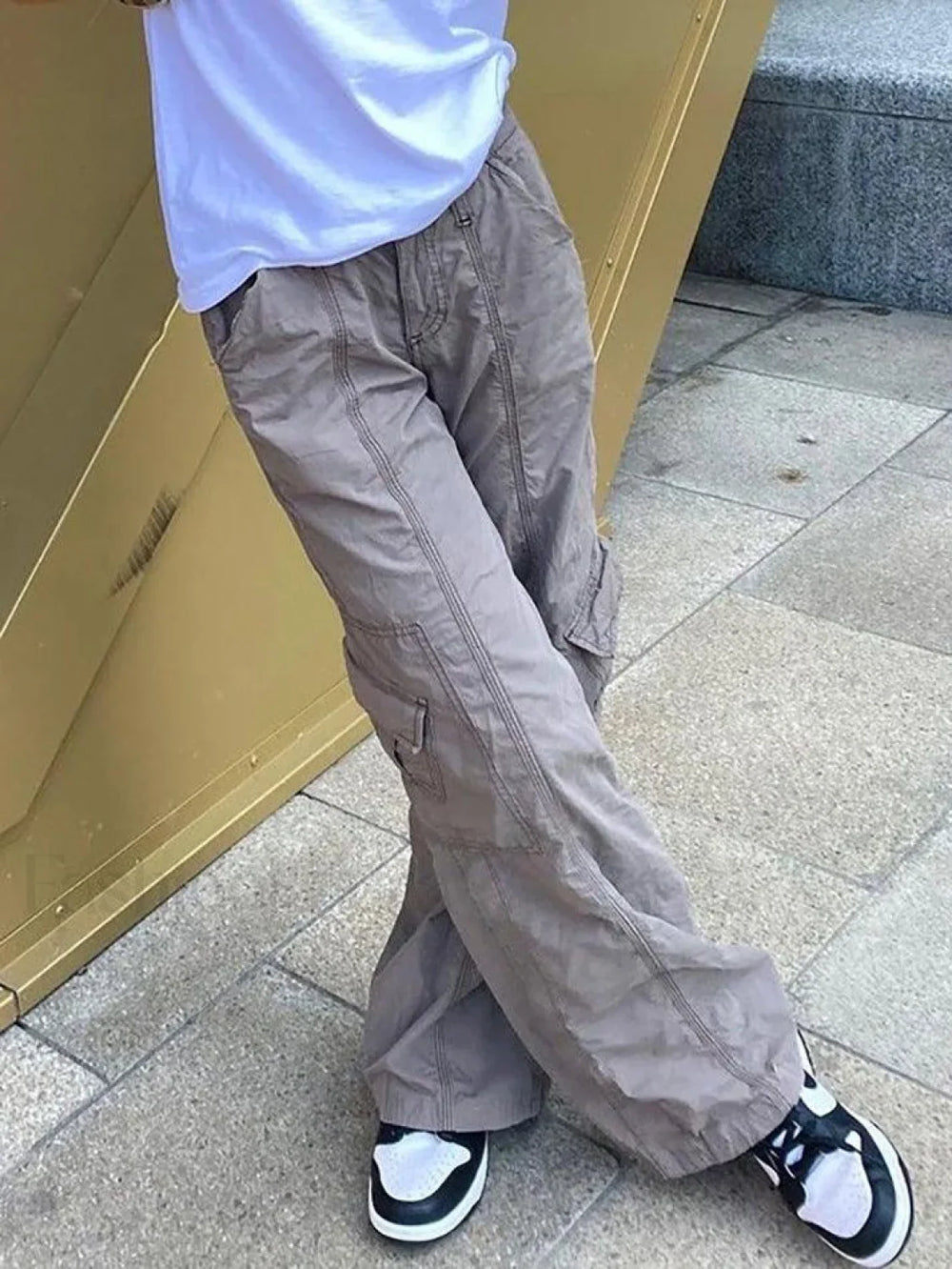 Washed Pocket Solid Cargo Pants Gray / S Pants