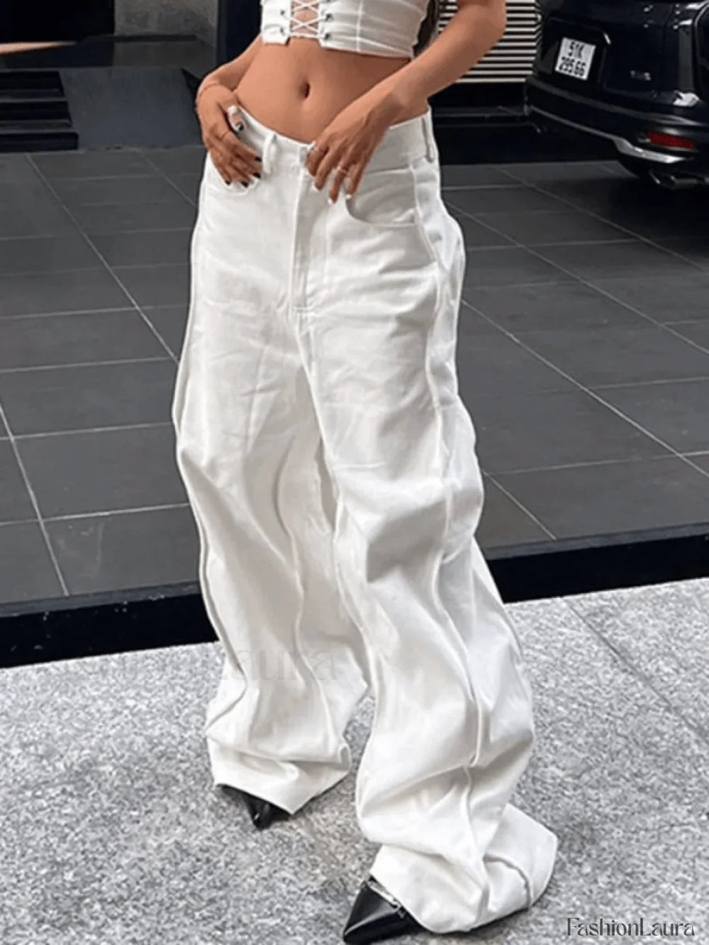 Wavy Side Relaxed Boyfriend Jeans Jeans