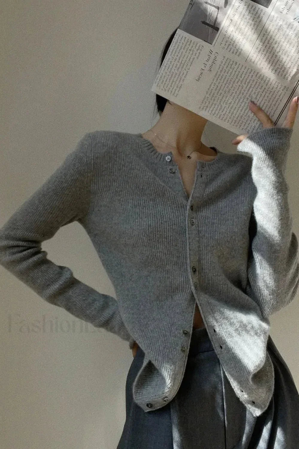 Women’s Casual Solid Round Neck Cardigan